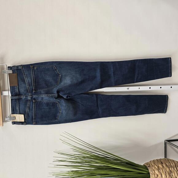 Madewell Denim - NWT Madewell Curvy Road tripper Jeans - Women's Size 23